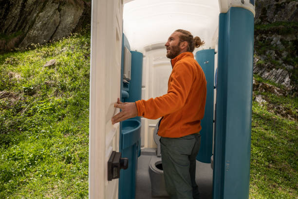 Best Portable toilet rental cost  in Elkhorn, WI