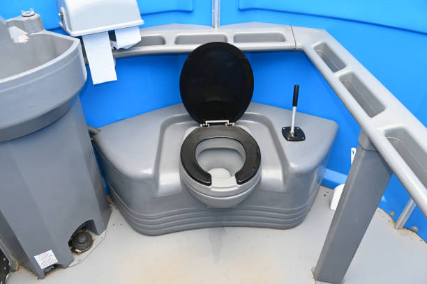 Best Porta potty rental near me  in Elkhorn, WI